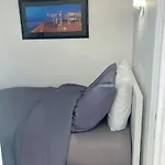 Charming 1 Bedroom Flat, Center With Pool And Car Park * 비아히쯔