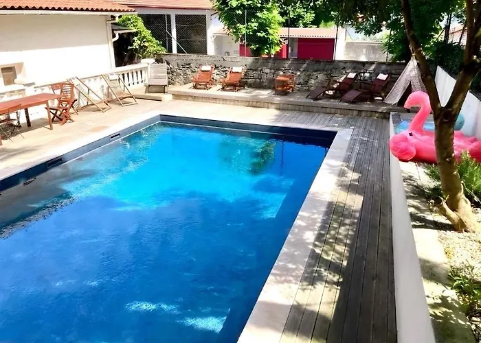 דירה Charming 1 Bedroom Flat, Center With Pool And Car Park *