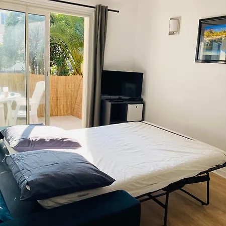 Apartment Charming 1 Bedroom Flat, Center With Pool And Car Park *